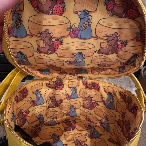 Loungefly Remy Purse 🧀 - Picture 7 of 8